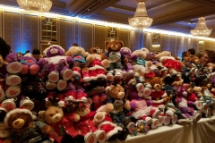 Holiday-build-a-bears